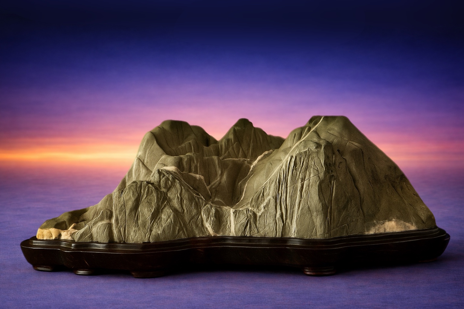 Yamagata-ishi (山形石) / Soho-seki (双峰石) / Piedra montaña de dos picos