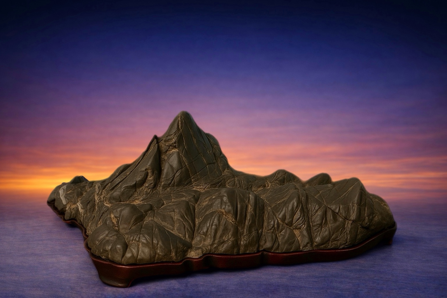 Yamagata-ishi (山形石) / Koho-seki (孤峰石) / Piedra montaña de un solo pico